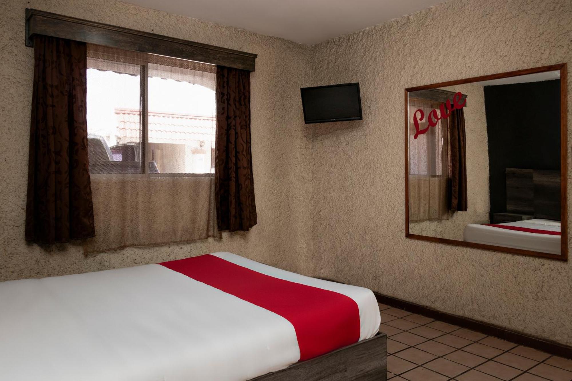 Oyo Hotel Real Del Sur, Estadio Chihuahua Esterno foto